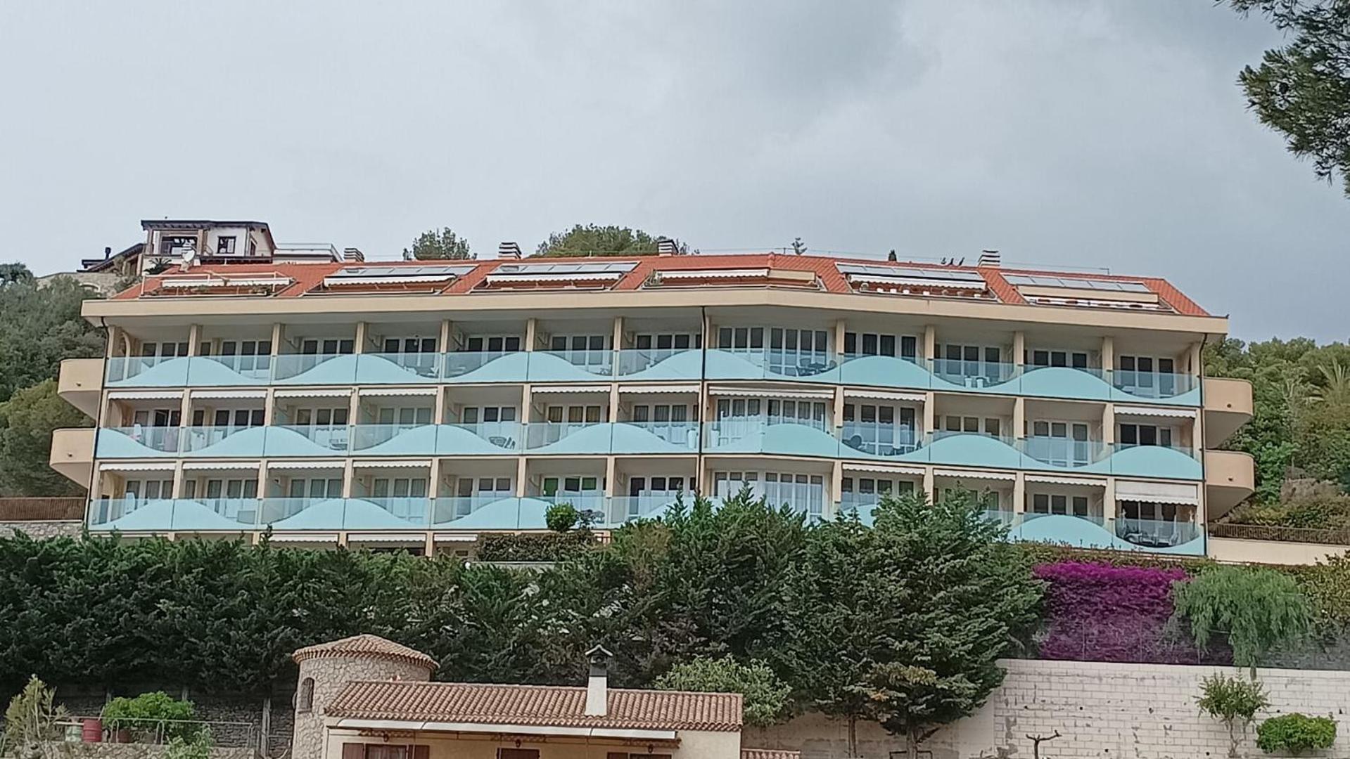 Casa Vacanze Luna 2 瓦莱克罗夏 外观 照片